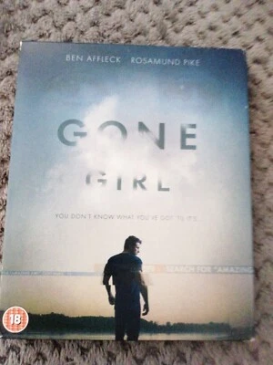 Gone Girl Limited Collectors Edition Blu Ray With Amazing Amy Book Very good  - Image 1 of 4
