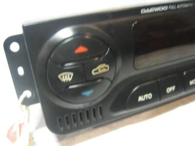 Daewoo Leganza 1998-2002 calentador aire acondicionado automático climatización climatización panel de interruptores aire acondicionado temperatura térmica Foto 1 de 4