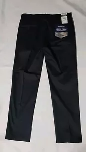 Pantaloni kaki nuovi con etichette 34W x 32L neri Haggar da uomo premium senza ferro vestibilità classica - Foto 1 di 9