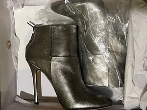 Charles David Zen CD342A4 Metallic Ankle Bootie in Pewter Size 5.5 MSRP $279 - Picture 1 of 7