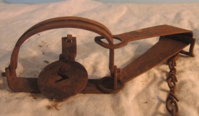VTG VICTOR 3" Small step  Animal Spring Leg Trap Primitive Game Hunt W/CHAIN T - Image 1 of 4