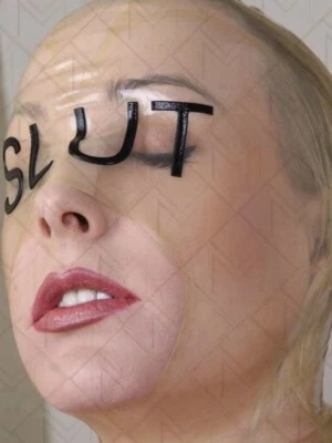 Capucha de goma látex boca abierta con letra 'PUTA' y cremallera trasera fetiche BDSM máscara disfraces Foto 1 de 4