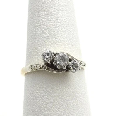 Victorian 9ct 9K Gold White Spinel 3 Stone Bypass Engagement Ring sz7 — 第 1/4 张图片