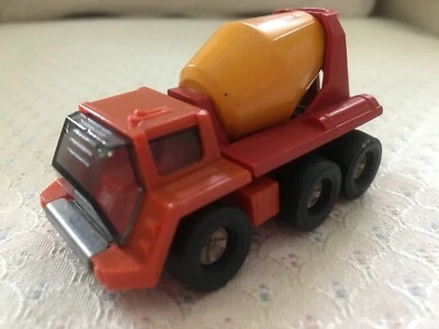 Camión de juguete de cemento Tonka vehículo fundido a presión - ¡el tambor de mezcla gira! Foto 1 de 4