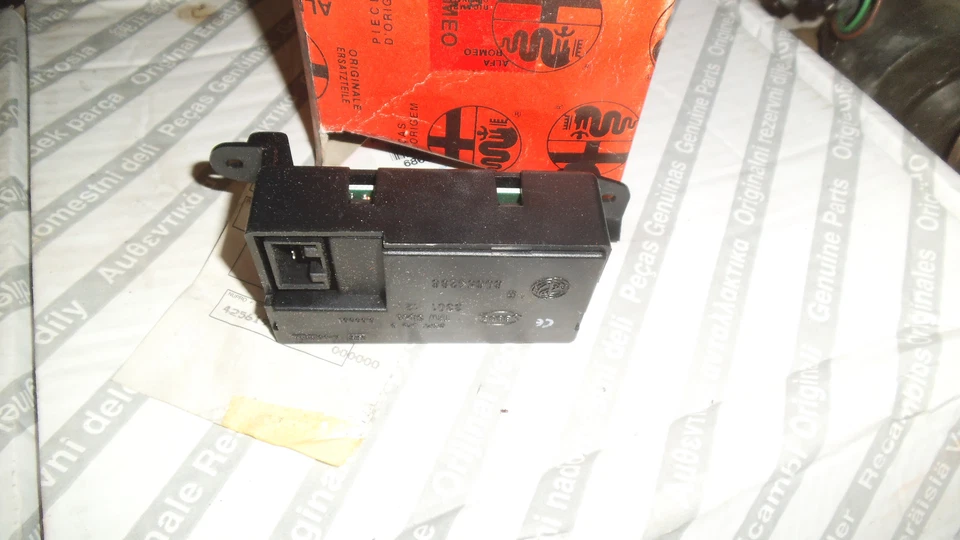 60654286 CENTRALINA ELETTRONICA LUCI ALFA ROMEO 166 '98-'07 NUOVO ORIGINALE - Immagine 1 di 1