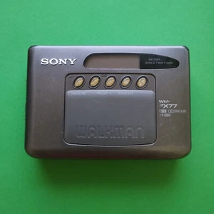 Sony WM-FX77 Walkman Radio Cassette Player grau nur Radio funktioniert Band nicht - Bild 1 von 9