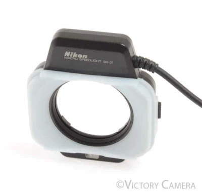 Nikon SB-21 SB-21 TTL Macro Ring Flash [EXC] - Image 1 of 4