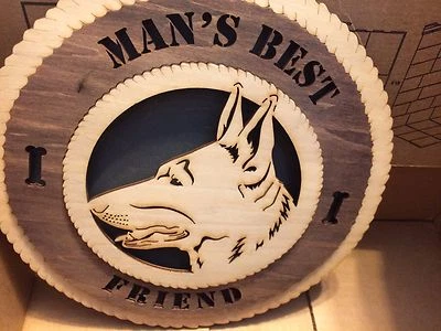 Mans Best Friend Shepherd Green Mountain Laser Wood Particle Board Sign New - Imagem 1 de 3