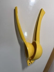 Manuelle Handpresse Zitrus Metall Gelb Zitrone Limette Entsafter Presse Klappbar Vintage - Bild 1 von 16