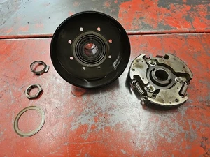 1990 Yamaha Moto 4 250 YFM250 Centrifugal Clutch - Picture 1 of 6