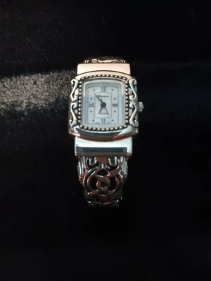 Reloj Pulsera Genova Mujer Excelente Estado Usado Batería Nueva  Foto 1 de 4