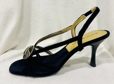 Nuevo Bandolino Negro Terciopelo Joyas Sandalias Zapatos Quilla Noche Exhibición 6 Tacones Foto 1 de 4