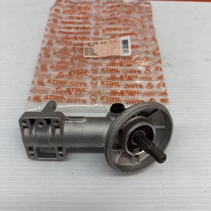 STIHL OEM GEAR HEAD 4180 640 0114 NEW FS91-FS131-FS240-FS250-FS111 - Picture 1 of 5