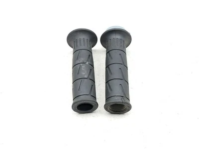 08-12 Kawasaki EX250 Ninja 250 Throttle Tube And Grips - Image 1 of 4