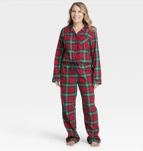 Women's Holiday Plaid Flannel Matching Family Pajama Set 2-Piece Multiple Size - Picture 1 of 2
