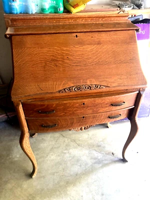 Antiguo escritorio victoriano, frente inclinado, arce, patas curvas, 2 cajones, c. 1890 Foto 1 de 4