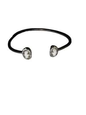 Brazalete KENDRA SCOTT Blanco Iridiscente DRUSY Piedras y Cristales Tono Plata Foto 1 de 4