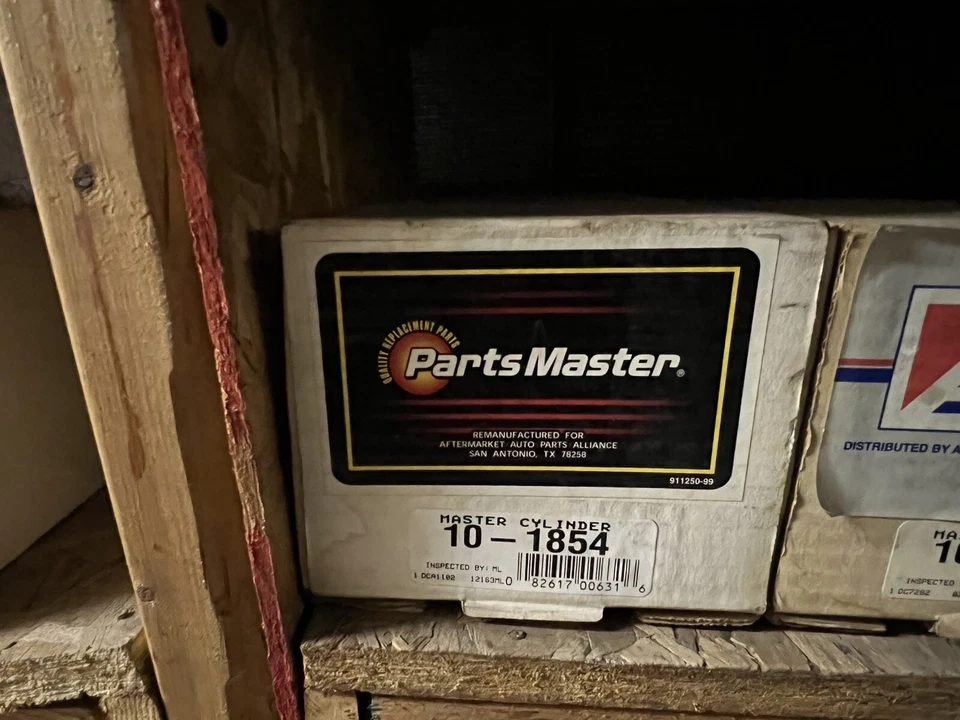 Brake Master Cylinder 10-1854 (Remanufactured) - Image 1 of 1