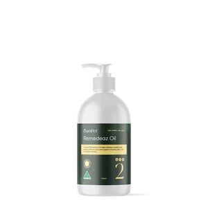 EquaCare CuraPet Remedeaz Skin Care Oil for Horses & Dogs 100ml - Picture 1 of 3