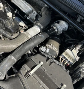 08-15 Sensor de flujo de aire de masa Mitsubishi Evo Evolution X Maf MR985187 - Imagen 1 de 1