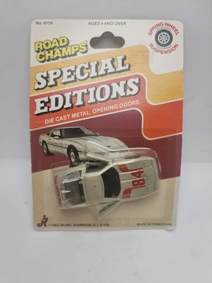 Corvette fundido a presión Road Champs 1983 de colección raro hecho en Hong Kong Foto 1 de 4