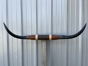MONTIERTE LENKHÖRNER 4 Fuß 3 Zoll LONGHORN POLIERTE MONTIERUNG BULLENKUH - Bild 1 von 3