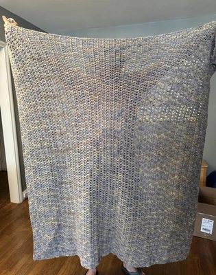 NUEVA Manta Grande Ganchillo a Mano 55 x 60, Gris, Hilo Suave Foto 1 de 4