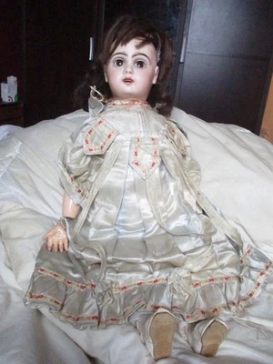 ancienne poupee en porcelaine style jumeau bru simon halbig etc - Photo 1/4