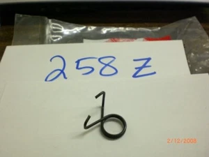 *1EA OEM HONDA GEARSHIFT ARM SPRING 24641-046-000 (258Z) - Picture 1 of 1
