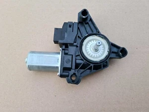 A2139060502 Original Mercedes Benz Fensterhebermotor Motor Fensterheber HL  - Bild 1 von 3