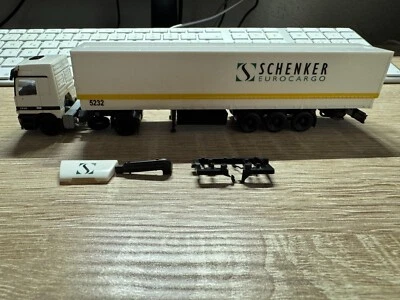 AWM 1:87 Camion Mercedes Schenker Eurocargo Buone Condizioni Senza OVP - Immagine 1 di 4