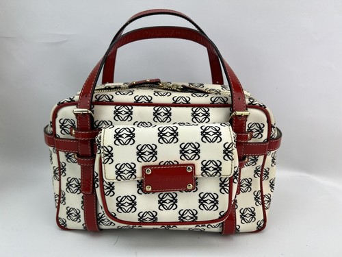 Tela logo LOEWE con rivestimento in PVC e doppia borsa in pelle paziente anagramma