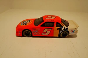 1992 Racing Champions Ricky Rudd 1:24 Diecast Bank - Picture 1 of 5