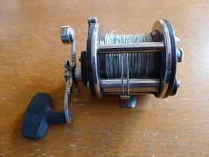 Mulinello da Pesca a Vento Vintage Penn n.9 Livello Nero DB - Foto 1 di 15