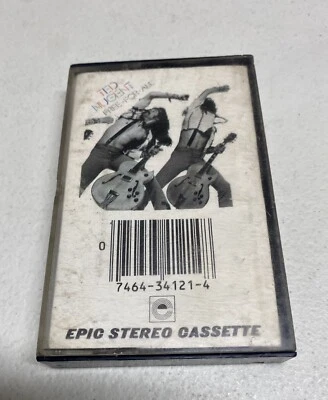 VINTAGE TED NUGENT “FREE FOR ALL” PREOWNED CASSETTE IN ORIGINAL CASE! Foto 1 de 4