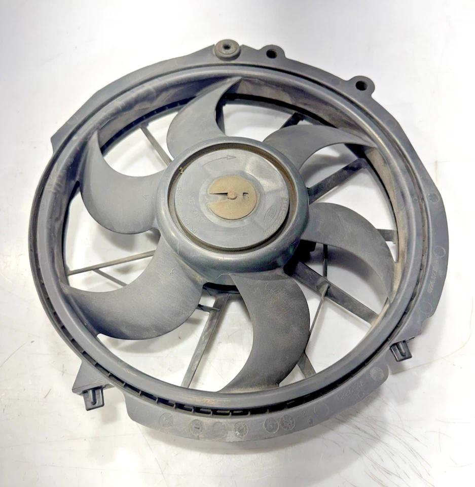 Ford Taurus 2004 ventilador de refrigeración eléctrico P/N 4F13-19E786-Aj pieza usada original fabricante original Foto 1 de 4