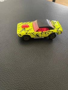 Vintage 1993 Matchbox Dodge Challenger Neon Yellow Paint Splatter Thailand - Picture 1 of 2