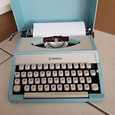 Vintage Imperial Litton Portable Typewriter With Original Case - VGC • 46.57€
