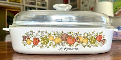 Rare Corning Ware La Romarin A-10-B Casserole Dish with Pyrex Lid A-12-C - Image 1 of 4