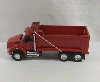 Camión de volteo Kenworth T880 1:50 de First Gear Viper rojo 50-3469 MB Foto 1 de 4