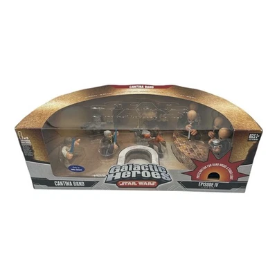 Star Wars Galactic Heroes Cantina Band Episode IV Figures Hasbro 2005 - Image 1 of 4