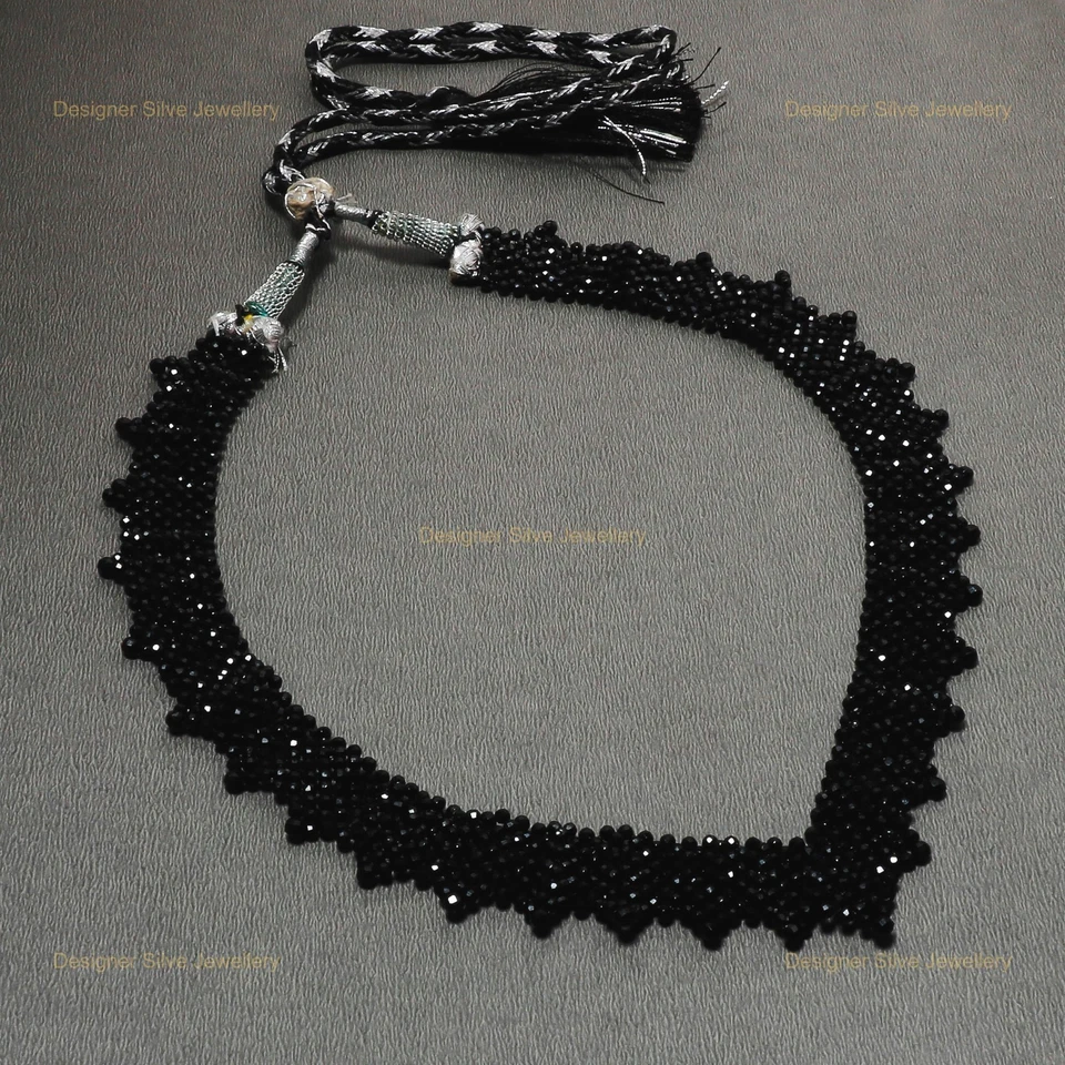 Oferta de Halloween Natural Espinela Negra 925 Plata Cuentas Hija Collar Hecho a Mano Foto 1 de 4