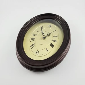 Vintage Retro Metamec Oval Quarz Wanduhr Holzrahmen Messing Zifferblatt *funktioniert*  - Bild 1 von 7