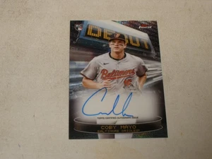 2025 Topps Finest Debut Refractor Autograph Auto #CM Coby Mayo Rookie RC - Picture 1 of 2