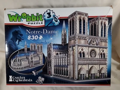 Wrebbit Castles & Cathedrals - Notre-Dame de Paris 3D Puzzle: 830 Pcs - Image 1 of 3