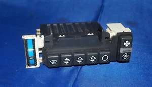 Mercedes R107 560SL Climatizzatore HVAC A/C Riscaldatore OEM *Per Pezzi* - Picture 1 of 11