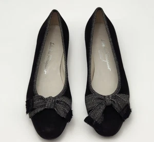 Salvatore Ferragamo Vara Black Suede Bow Leather Flats Shoes Size 8AA - Picture 1 of 10