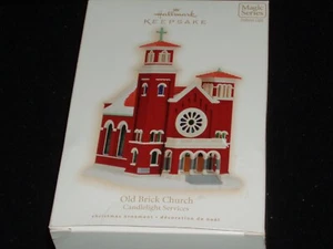 HALLMARK 2009 OLD BRICK CHURCH 12th in Series CANDLELIGHT SERVICES ORNAMENT NIB - Picture 1 of 8