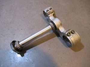 KTM 640 LC4 Adventure Triple Clamp Steering Column 2001 - Picture 1 of 4