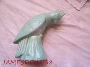 RED WING ART POTTERY BIRD PARROT COCKATOO FIGURINE GREEN BLUE - Picture 1 of 6